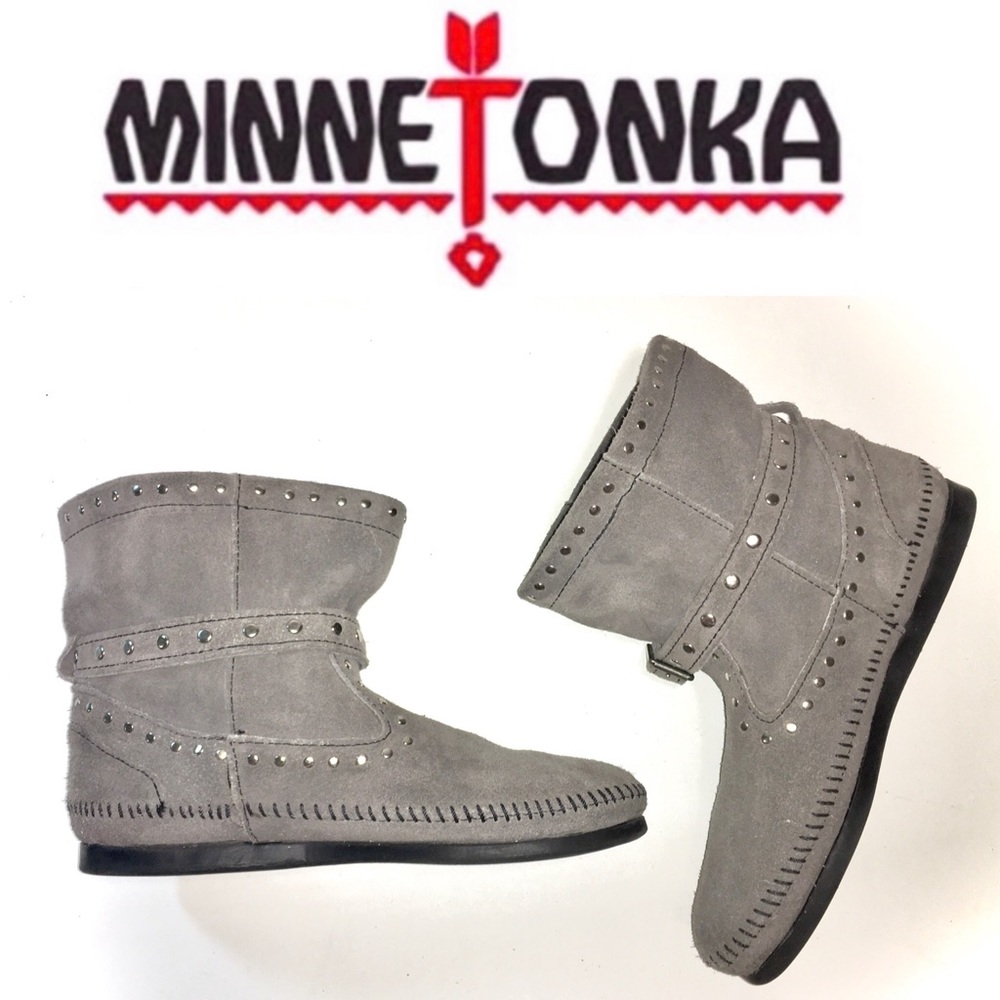 MINNETONKA gray suede ankle boots